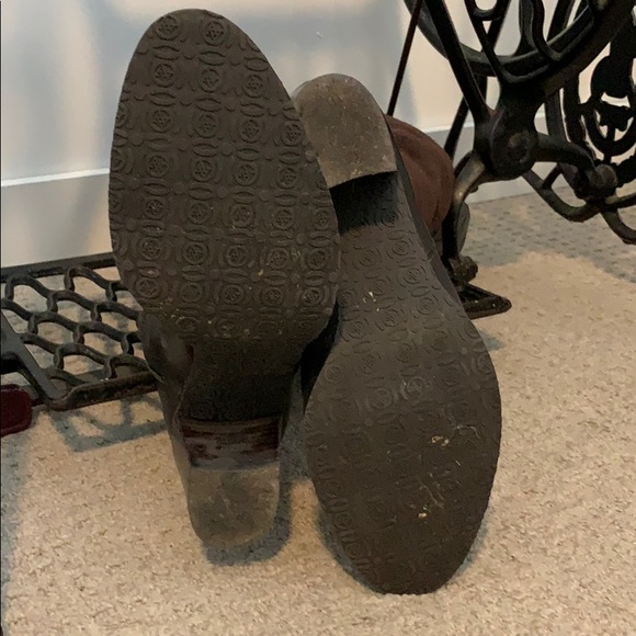 Adrienne Vittadini leather boots - Picture 5 of 7